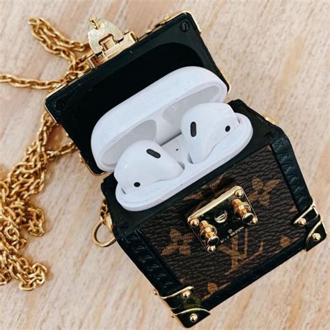 airpods 2 case louis vuitton